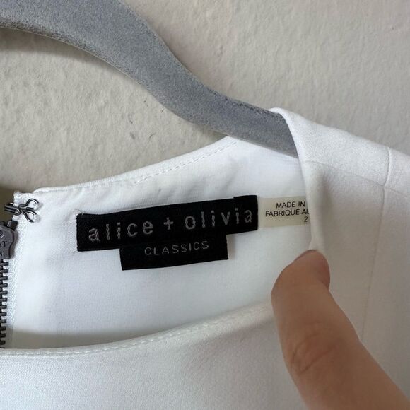 Alice + Olivia Julie Mini White Dress Zip Detail Size 2 - Picture 8 of 8